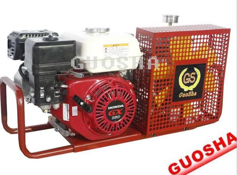 高壓空壓機(jī)壓縮空氣中含水過(guò)高原因_上海國(guó)廈壓縮機(jī) 高壓空壓機(jī)站周圍空氣濕度大